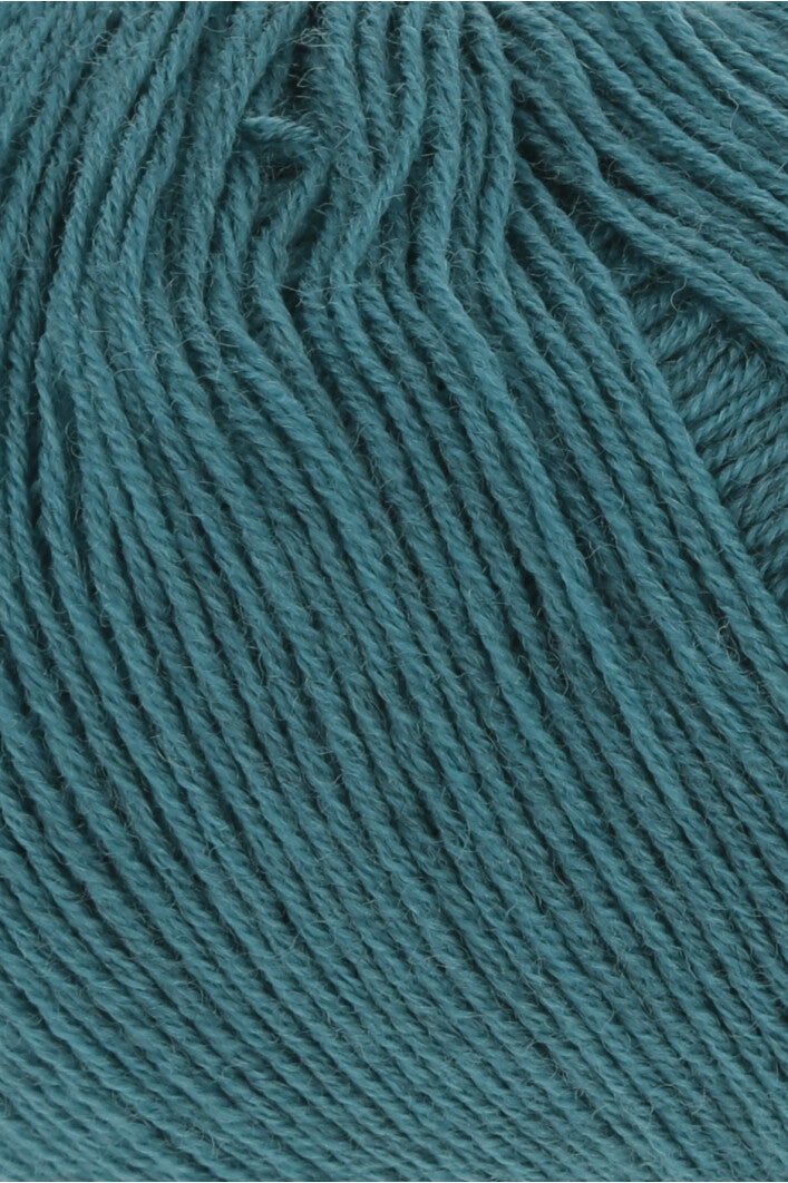 Exquisite 100% Merino Wool - Merino 400 Lace Yarn Ball